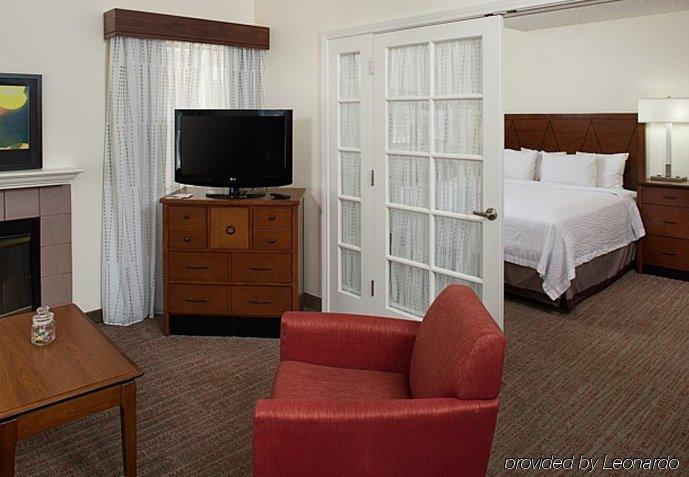 Residence Inn By Marriott San Diego Central Екстериор снимка