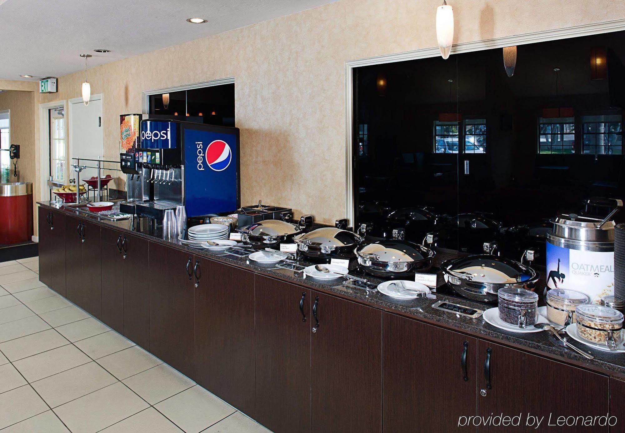 Residence Inn By Marriott San Diego Central Екстериор снимка