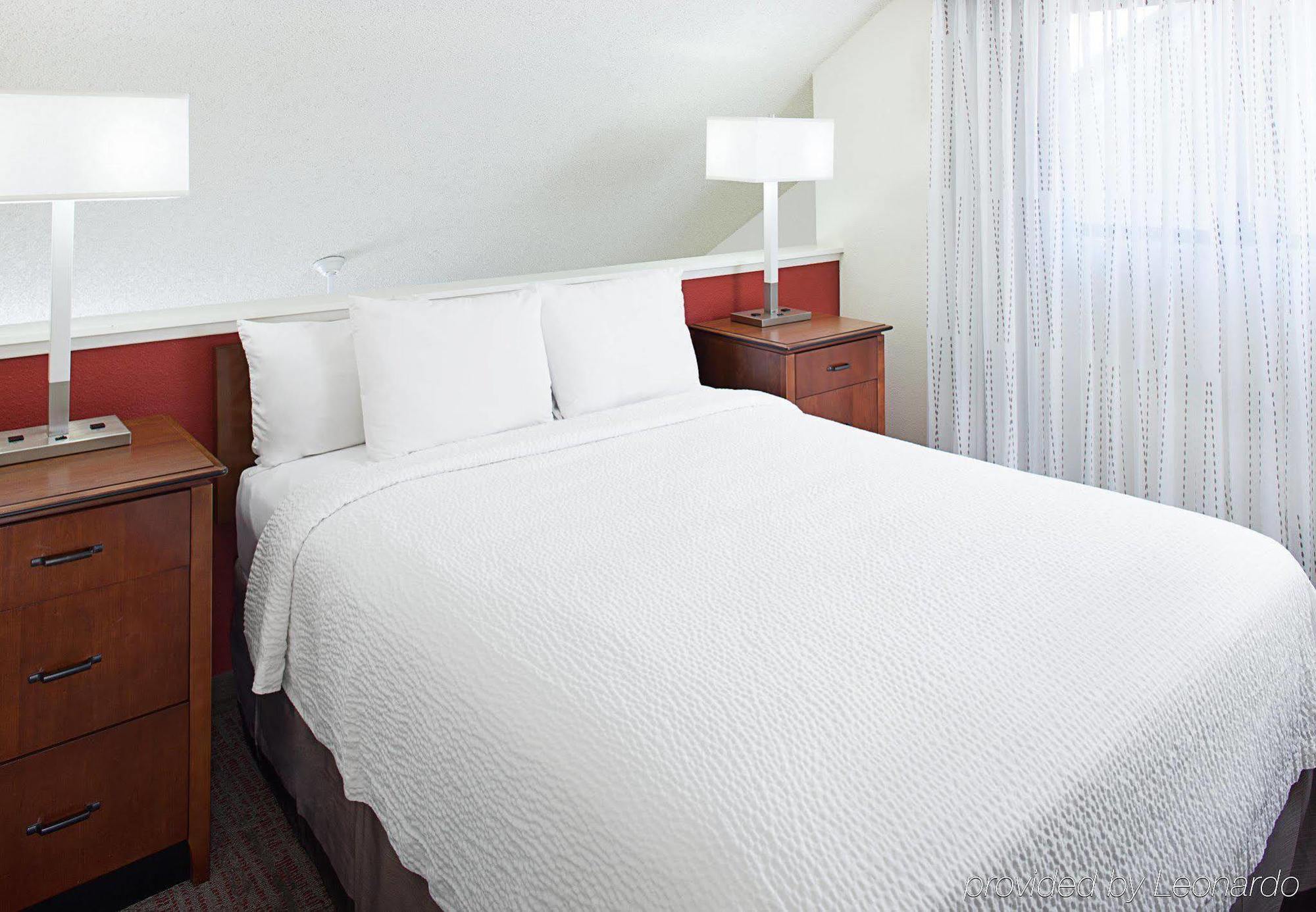Residence Inn By Marriott San Diego Central Екстериор снимка