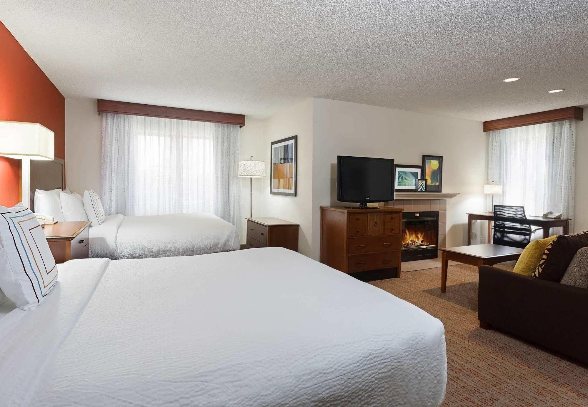 Residence Inn By Marriott San Diego Central Екстериор снимка